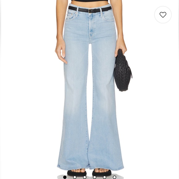 NEW MOTHER The Roller Sneak Wide Leg Jeans in Ball's In Your Court Light Wash 25
